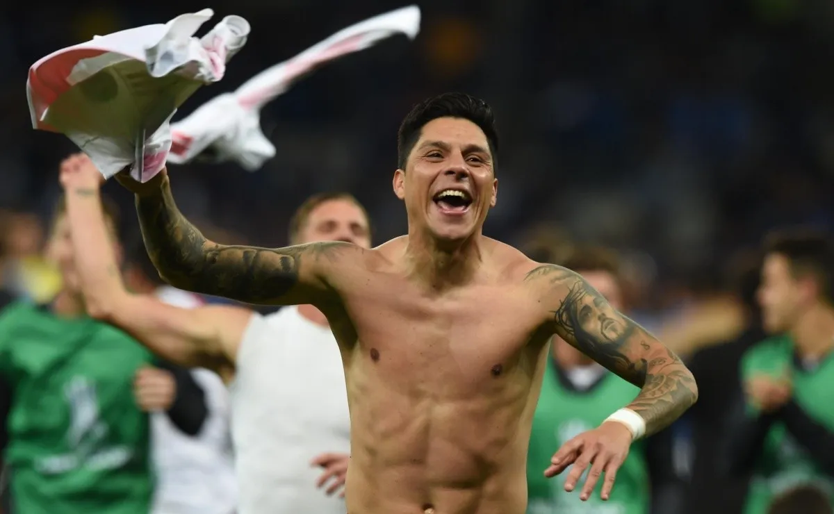 Una imagen que resume el sentimiento que tiene y transmite Enzo Pérez por River.