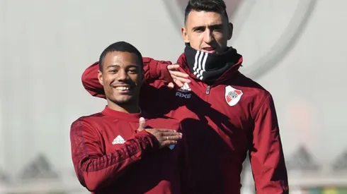 Matías Suárez y De La Cruz, dos de los que serán titulares el domingo en el Monumental