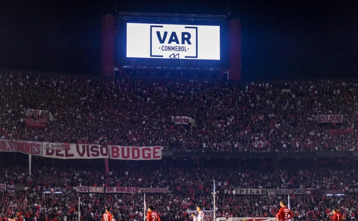 Así las cosas, la fase de grupo no contará con VAR.
