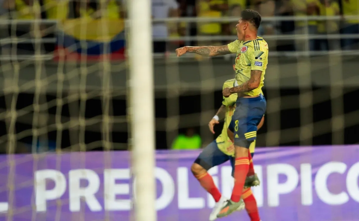 El volante de River convirtió un verdadero tanto de antología.