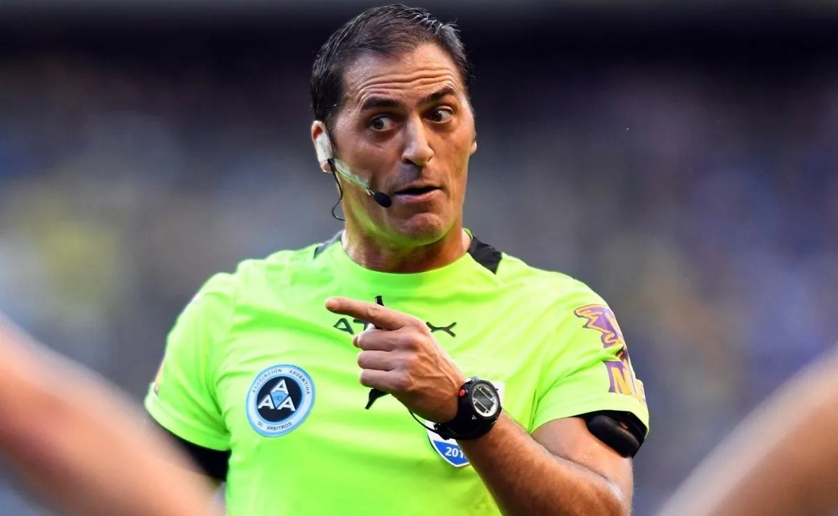 Mauro Vigliano, el árbitro que dirigirá Godoy Cruz vs. River.