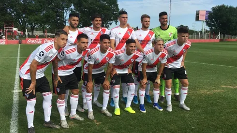 El Millonario perdió 1-0 ante Independiente en su visita a Villa Domínico.