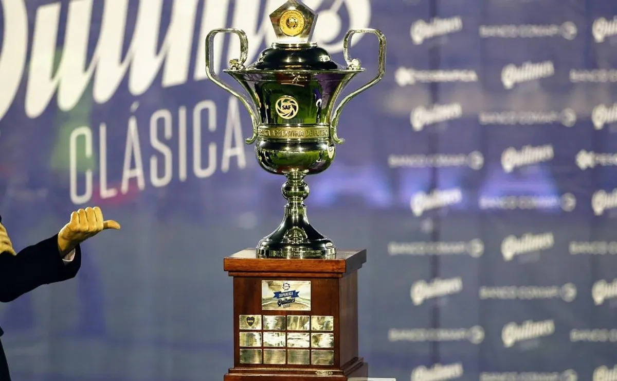 El trofeo de la Superliga Argentina.