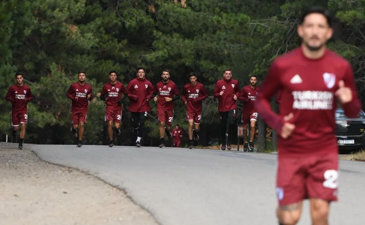 River se entrenó en San Martín de Los Andes.