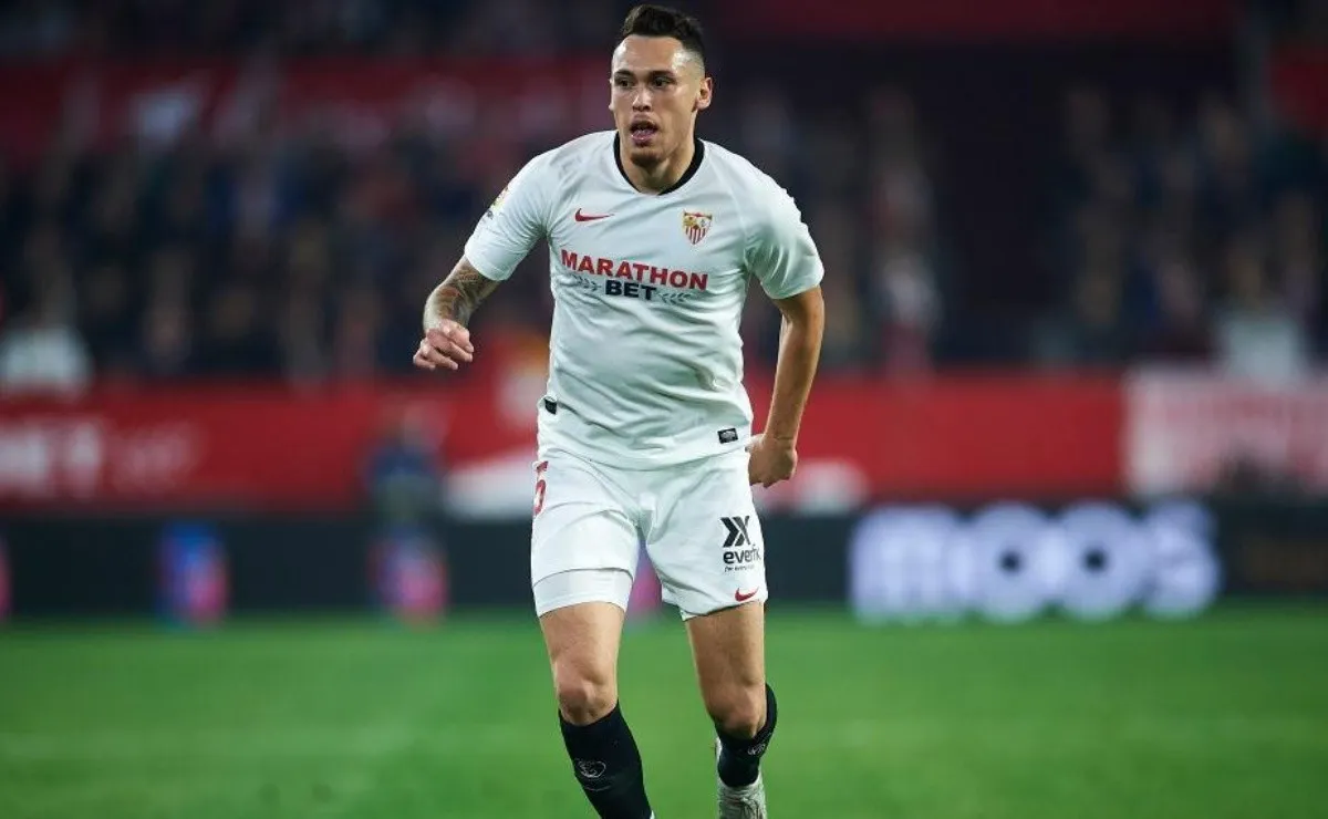 El jugador del Sevilla brilla en su club y comienza a asomar en la Selección Argentina