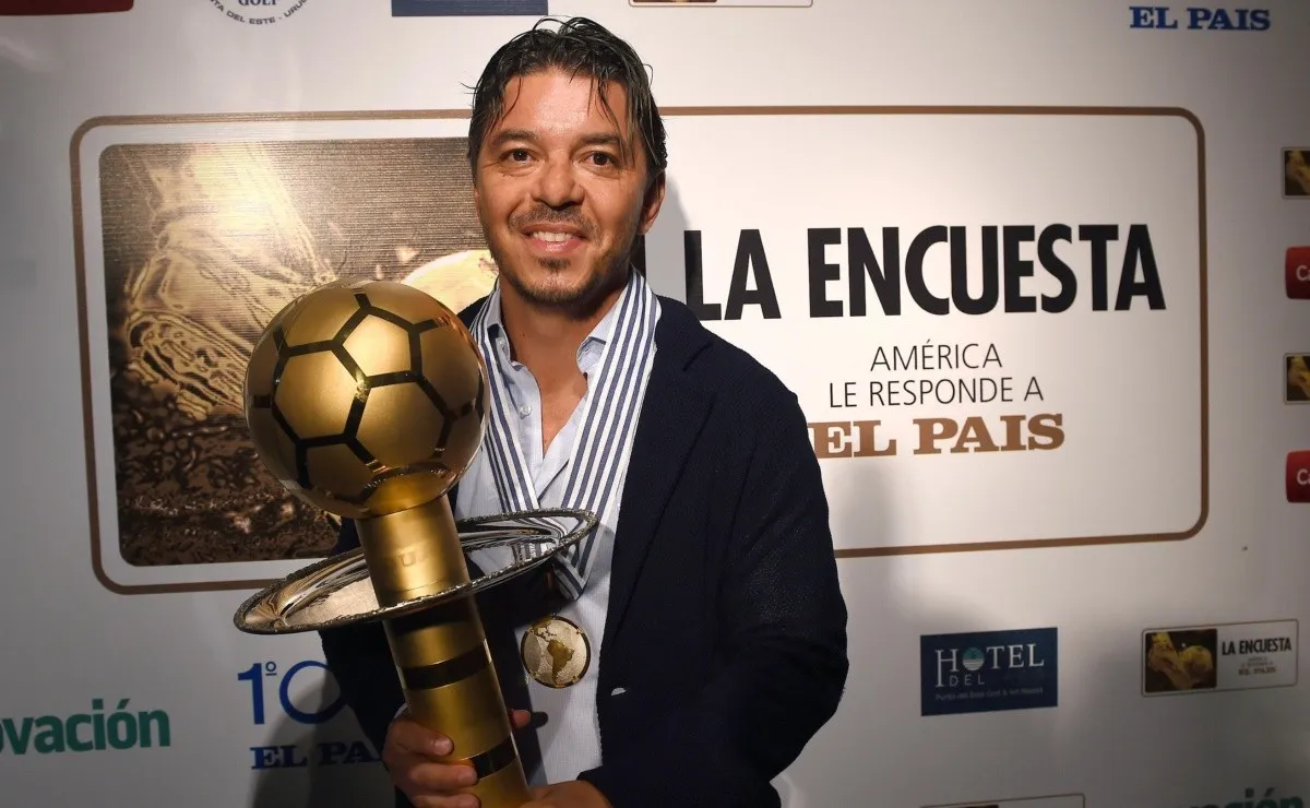 El entrenador de River recibió este galardón por segunda vez consecutiva.