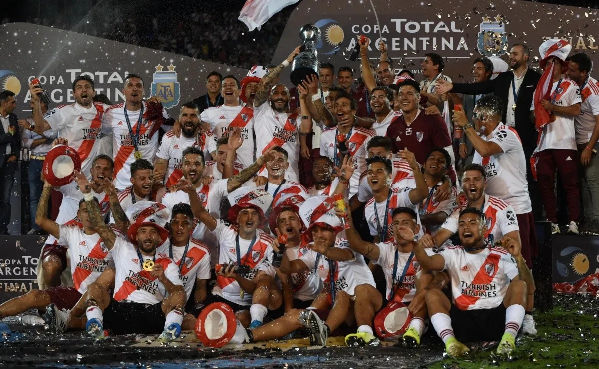 Se termina el año y queremos saber cuál fue el futbolista que más destacó.