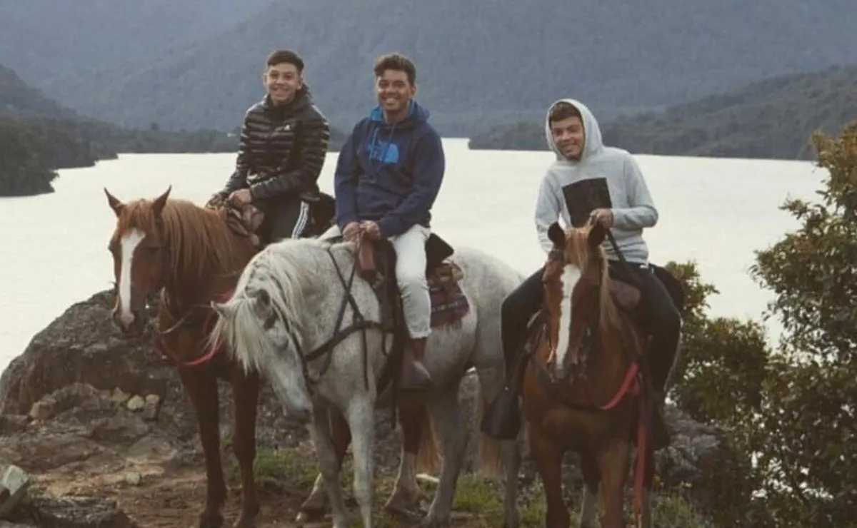 El Muñeco disfruta del descanso junto a sus hijos en el sur del país