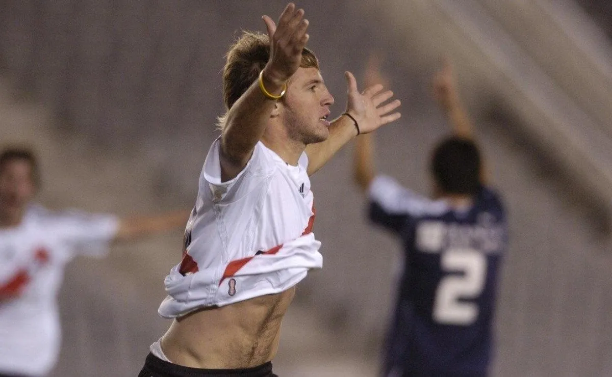 Morales Neumann jugó un partido oficial en River y marcó un gol.