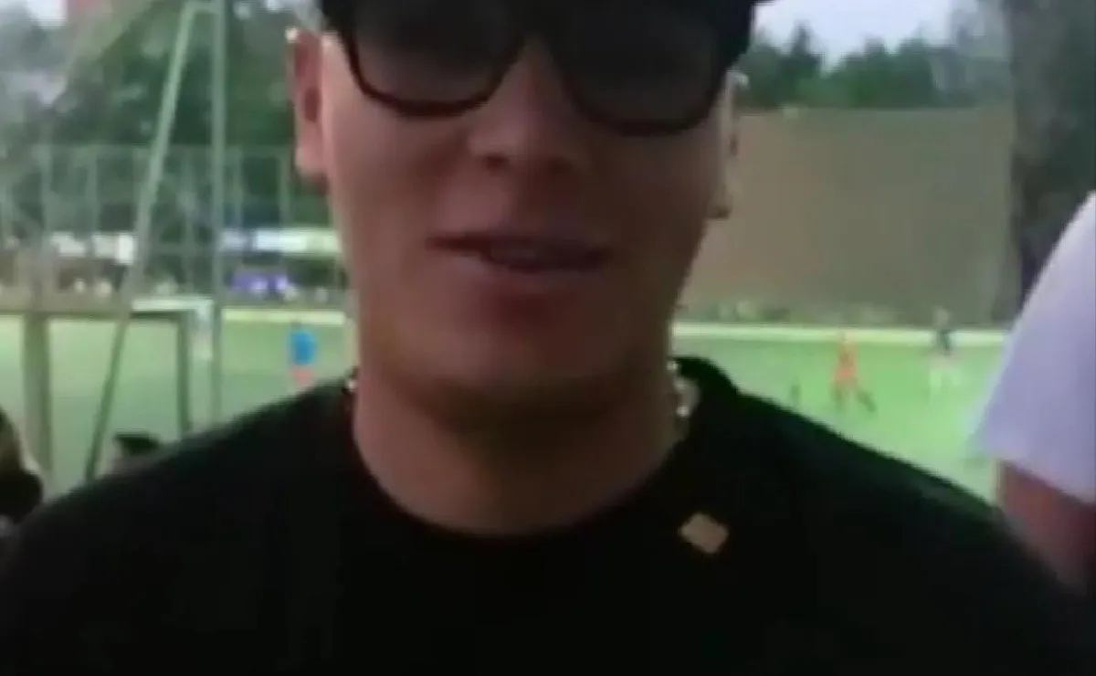 El colombiano estuvo apoyando a su equipo de amigos en Medellín