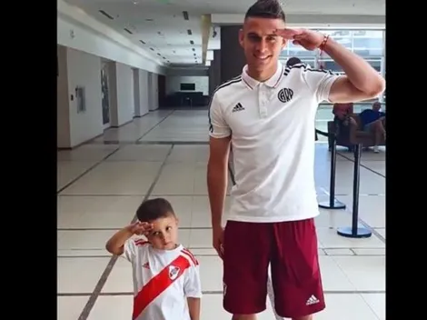 El pequeño que cumplió su sueño: conocer a "Santos Bolé"