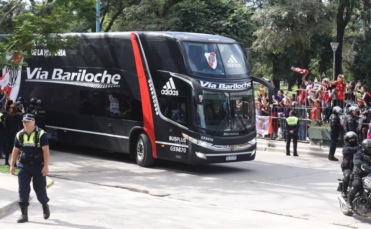 El plantel viajará en avión a San Martín de Los Andes y allí se movilizará en micro. (FOTO: Getty)