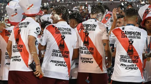 La camiseta alusiva que lucieron los jugadores
