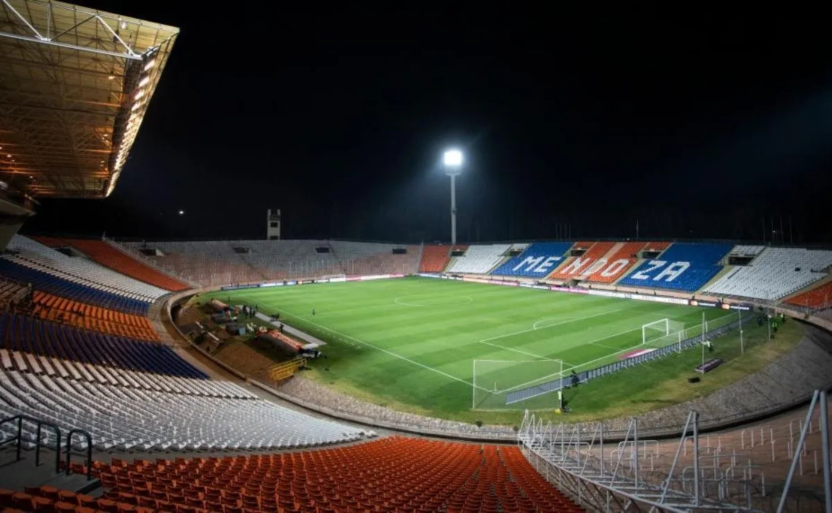 Las puertas del estadio abrirán a las 18:30