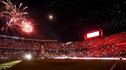 El Monumental tuvo su fiesta anoche y esta tarde será protagonista otra vez.