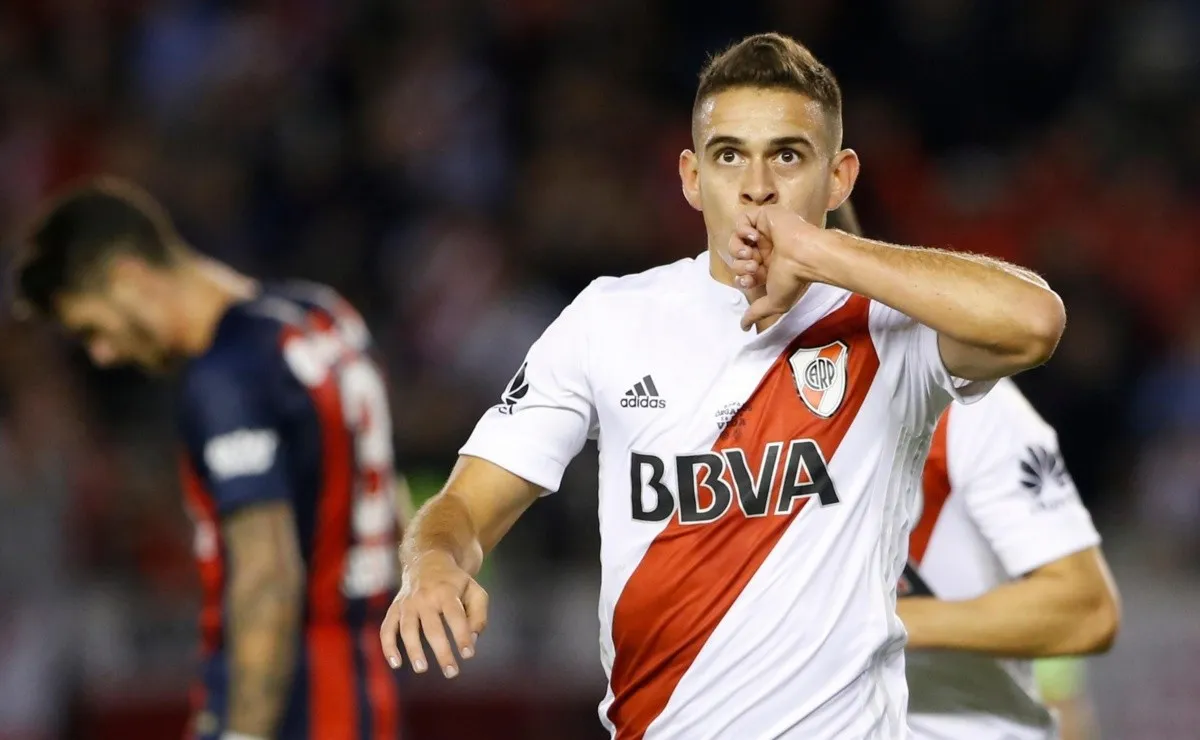 Rafael Borré, carta goleadora de River en la Superliga.