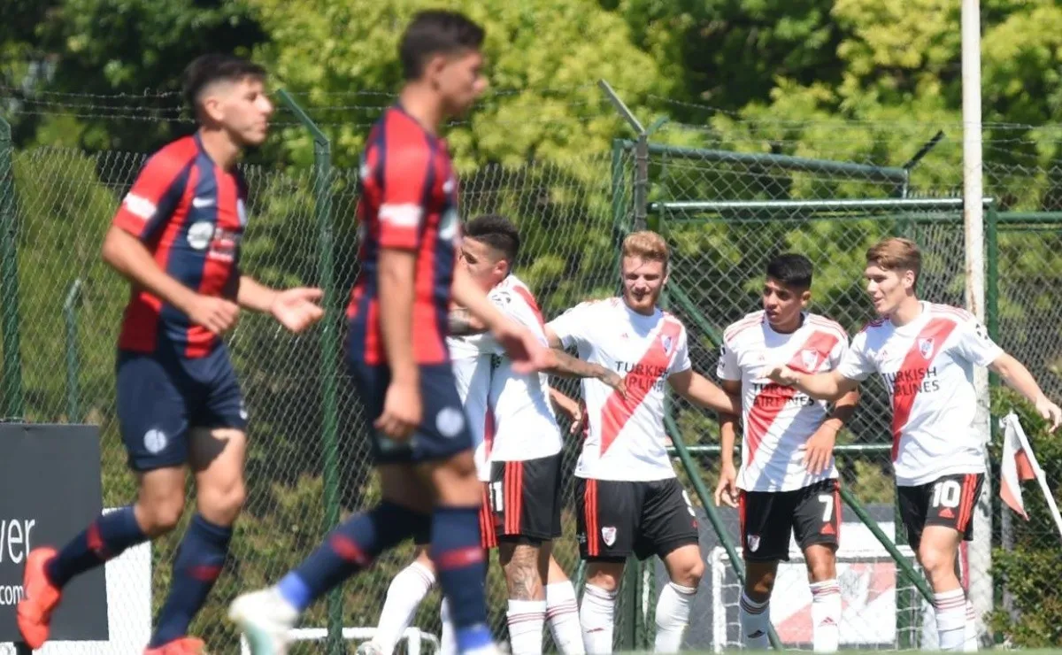 Con un doblete de Tomás Galván, el Millonario se impuso 2-1 sobre el Ciclón.