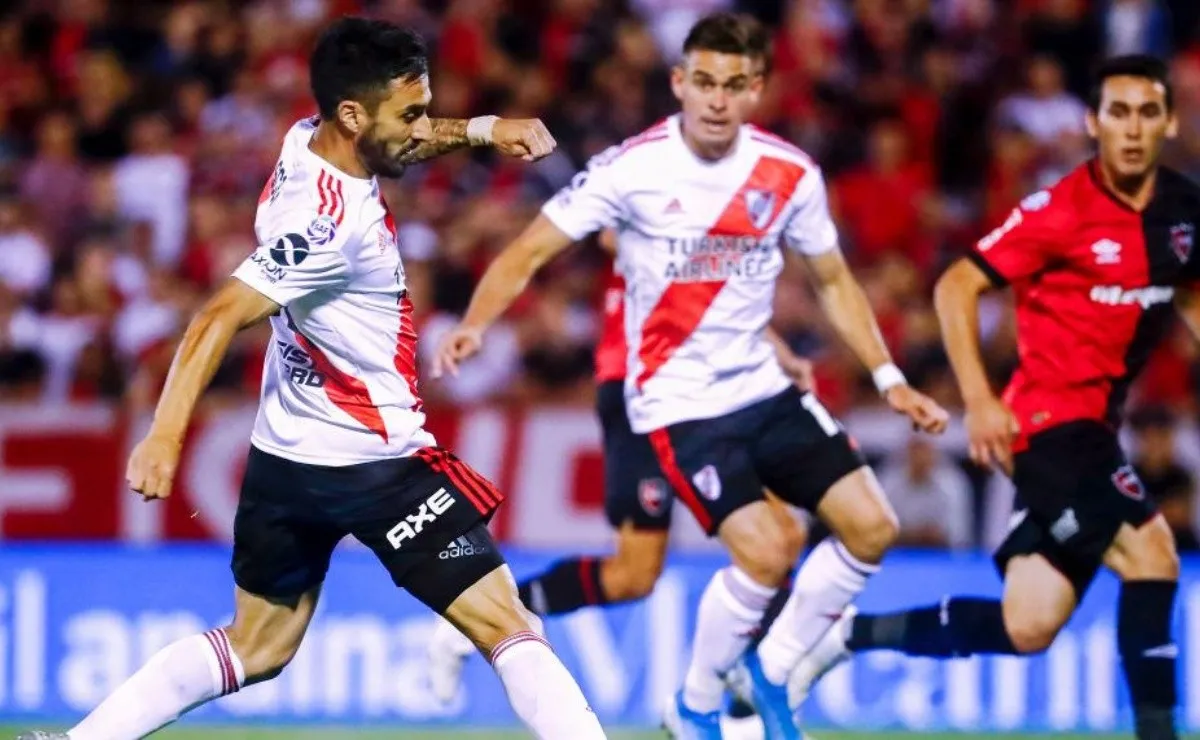 Scocco habilitó a Borré para el segundo gol