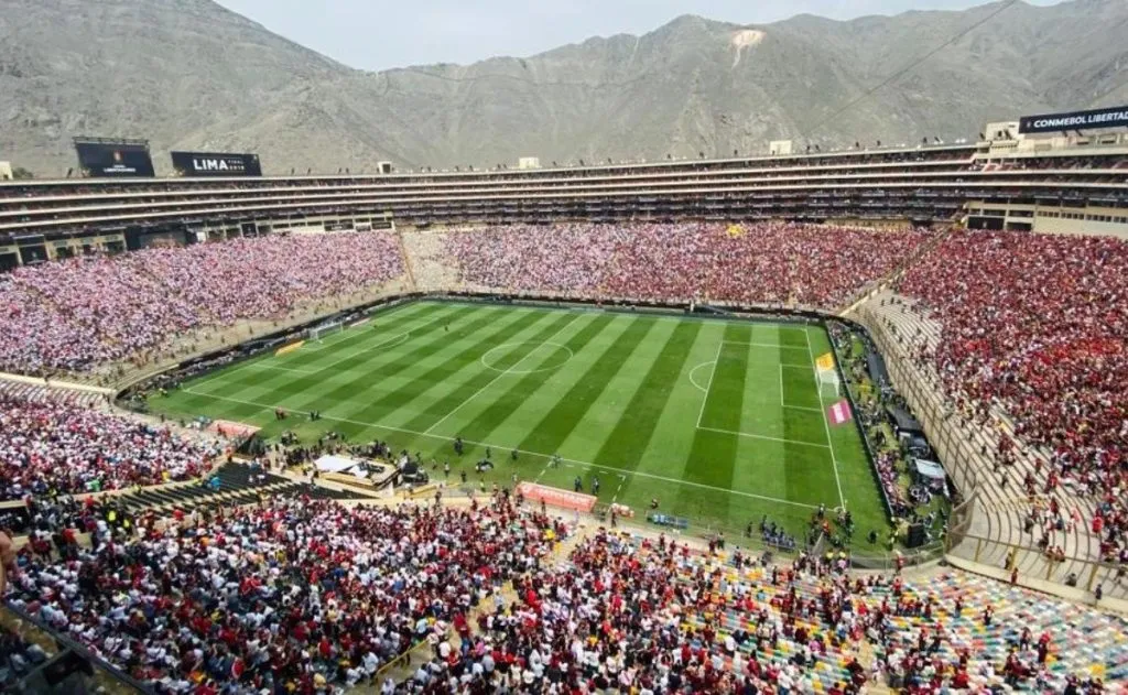 River visita a Universitario.