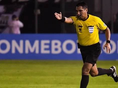 Por sus polémicos dichos, Conmebol cambió el árbitro del VAR