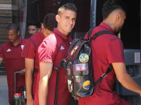 El plantel de River partió rumbo a Lima