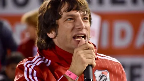 Joaquín Levinton, cantante de Turf e hincha de River.