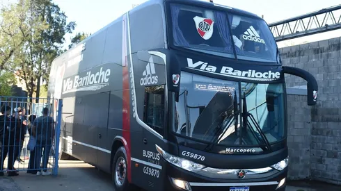 El mismo cuesta $17.000 pesos (ida y vuelta) y es provisto por Vía Bariloche.