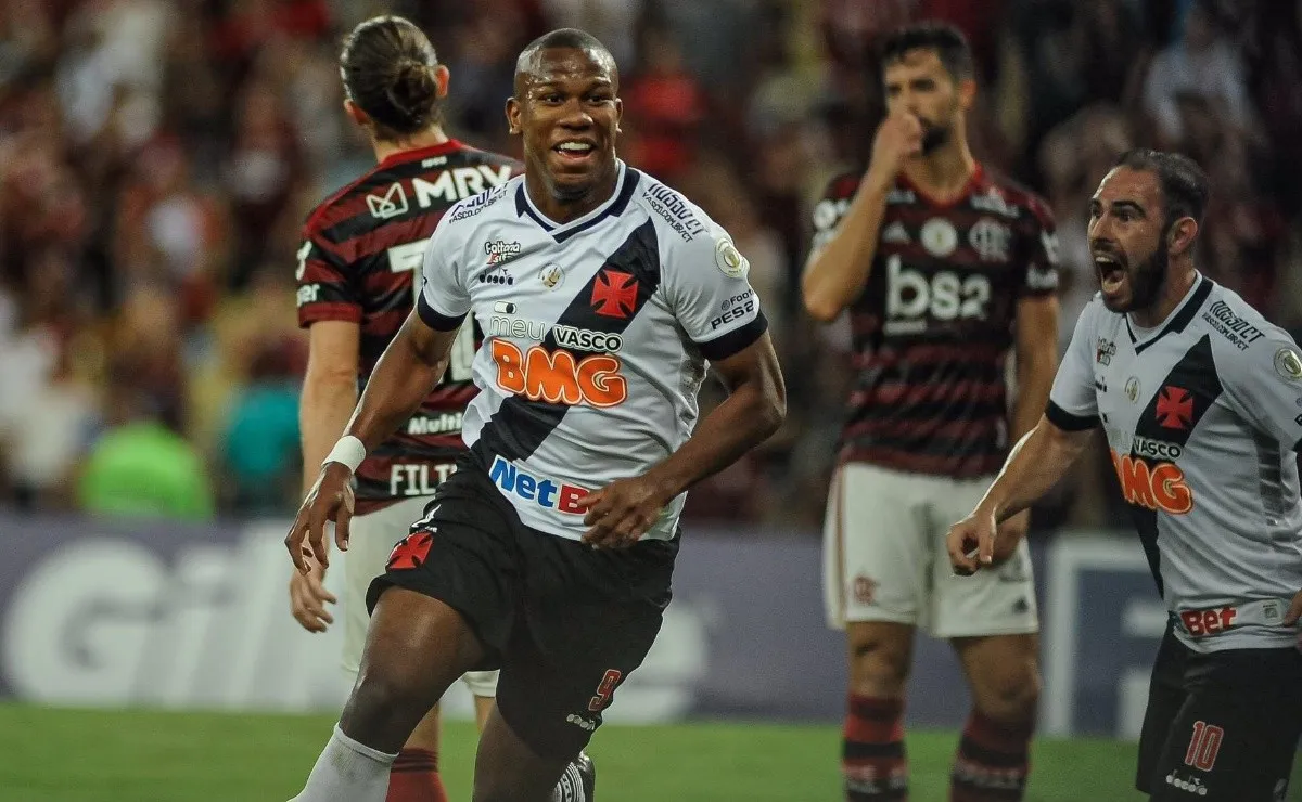 Vasco da Gama amargó a Flamengo sobre el final.