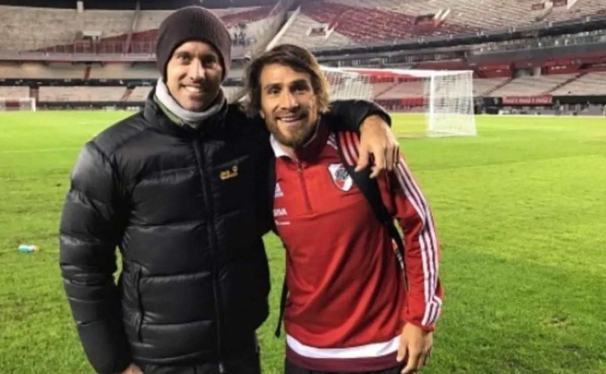 Facu y Leo, compartiendo la pasión por River en el Monumental