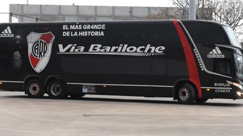 La empresa que traslada al plantel ya programó diez ómnibus hacia Perú.