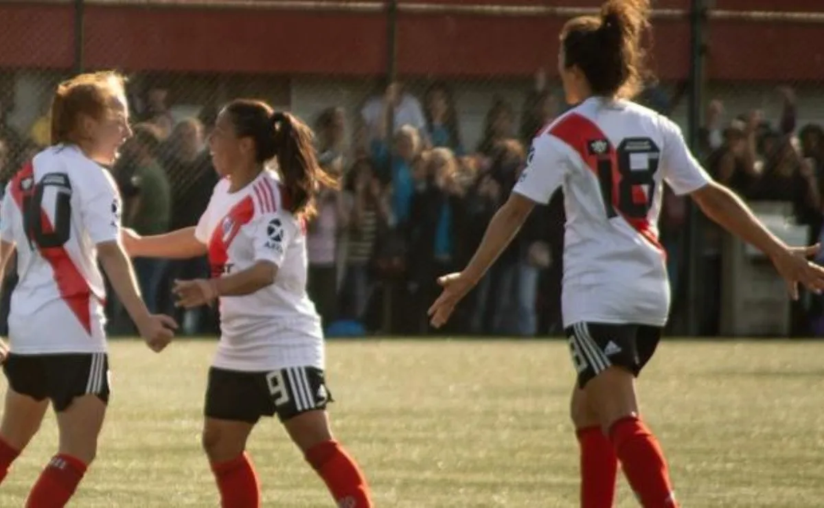 Las chicas acumulan 12 puntos en el torneo y cuatro victorias consecutivas.