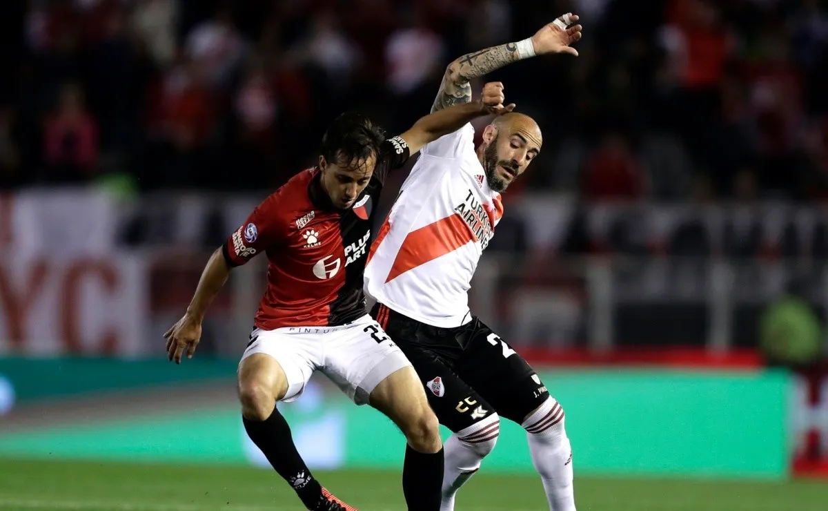 River superó a Colón y sigue firme en el torneo.