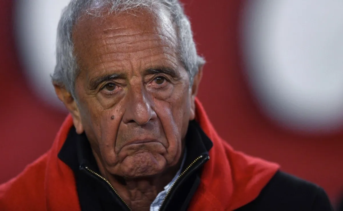 "Es muy simple: con vender a alguno de los cracks, te sobra".
