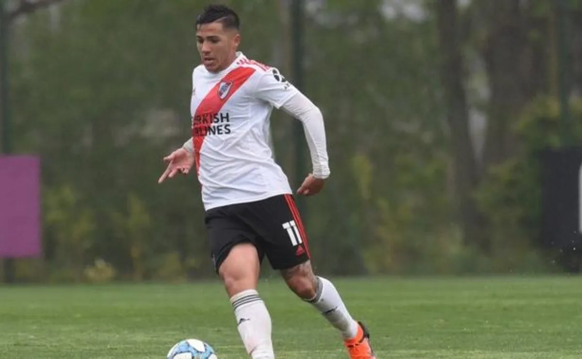 Matías Benítez, una de las grandes promesas de River en inferiores, hoy fue titular en Ezeiza