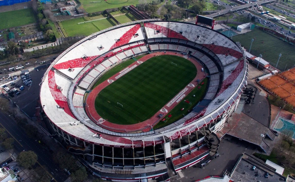 El próximo partido de River en el estadio Monumental será contra Colón, el martes que viene, a las 21.20. (FOTO: Getty)