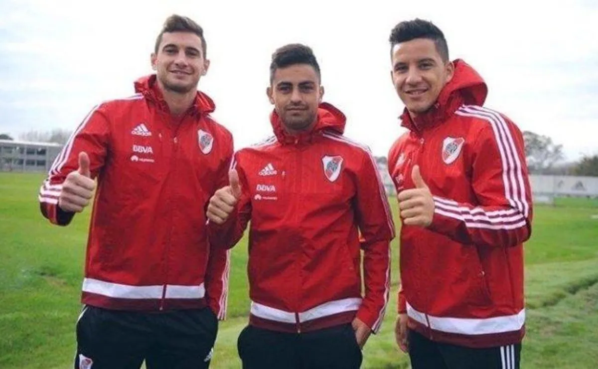 Muchos de los campeones de América del 2015 se sumaron a los festejos en sus redes sociales