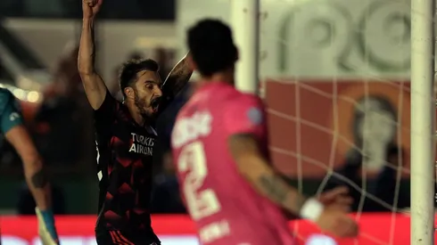 River reaccionó sobre el final y se llevó un punto de Sarandí