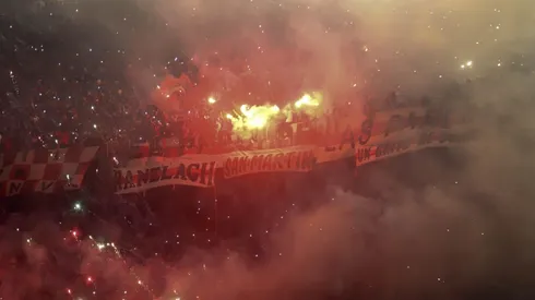 Fue a raíz del recibimiento con bengalas de la hinchada del Más Grande.