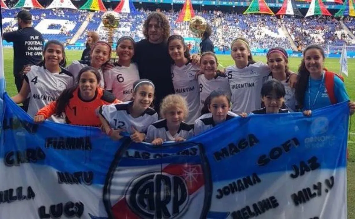 Las chicas viajaron a España a participar del tradicional mundialito de La Serenísima.