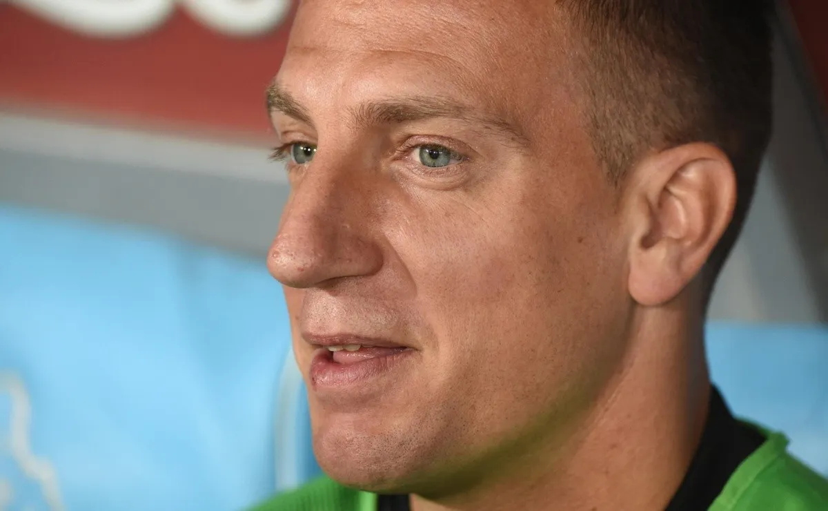 Maxi bromeó: "Mis representantes fueron todos genios".