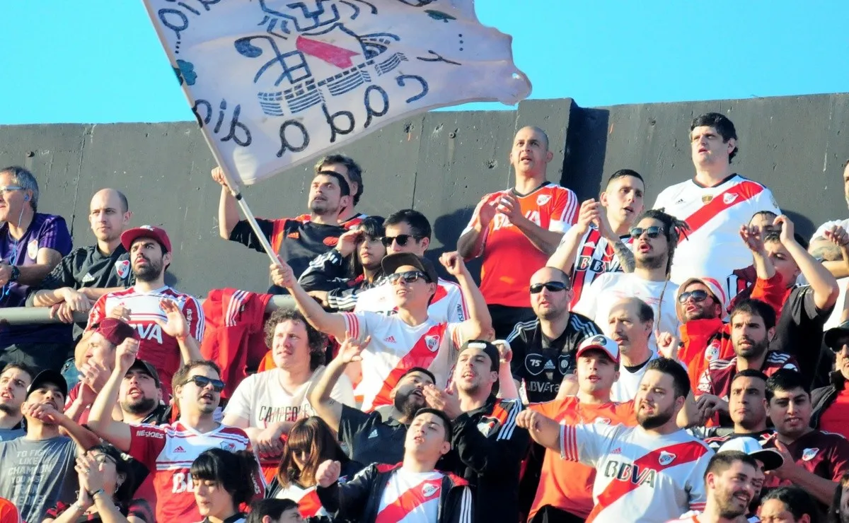 Los hinchas de River arrasaron con las entradas generales en vistas al compromiso de este viernes.