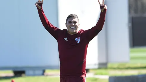 Juanfer está de vuelta para seguir haciendo historia con River