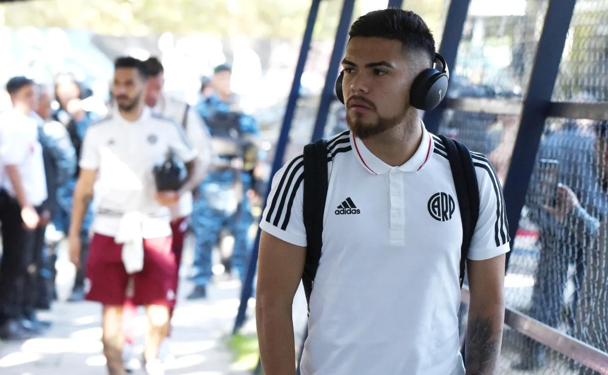 El defensor de River está incluído en la lista de 26 futbolistas confeccionada por Reinaldo Rueda.