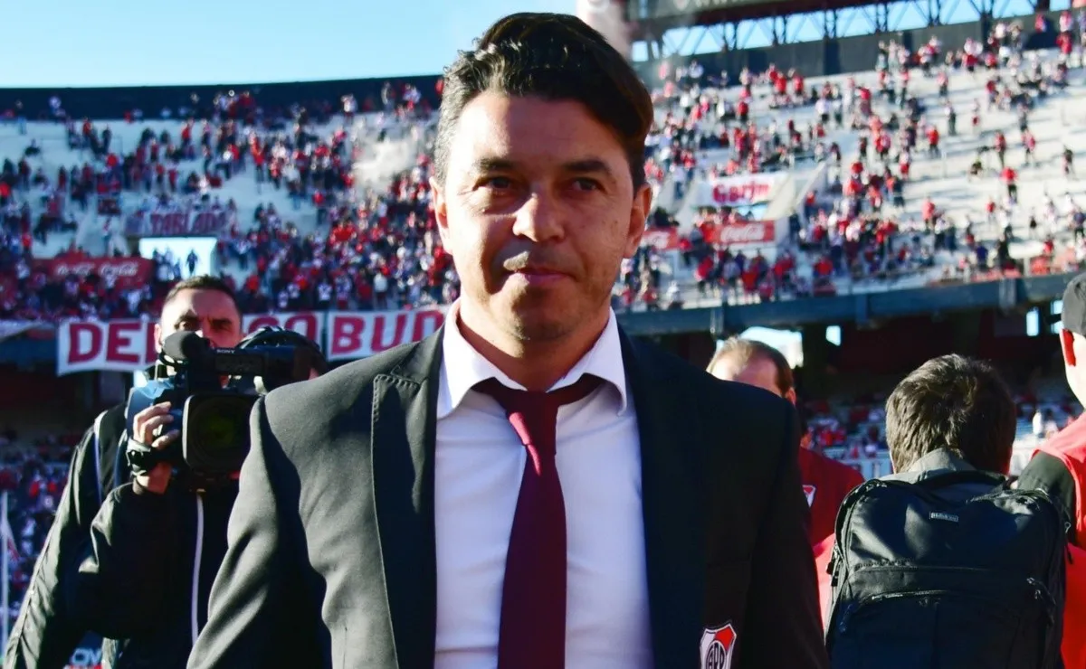 "Que un personaje tan importante y alguien a quien admiro muchisimo es un honor".