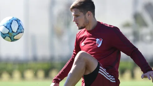 Santiago Sosa ocupa su lugar en la nómina.