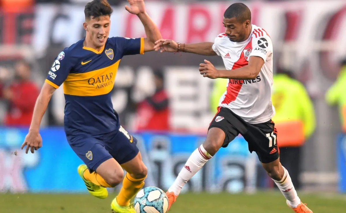 De La Cruz y Capaldo, quienes se perfilan como titulares para este martes, tienen dos amarillas. (FOTO: Getty)