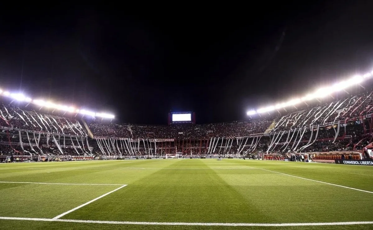 El SMN anuncia una muy baja probabilidad de lluvias para el partido, pero habrá vientos fuertes