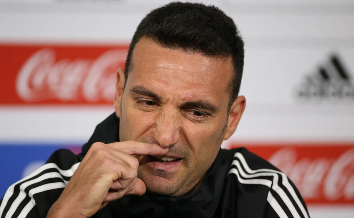 El entrenador dejó fuera de la convocatoria a los futbolistas del Más Grande.