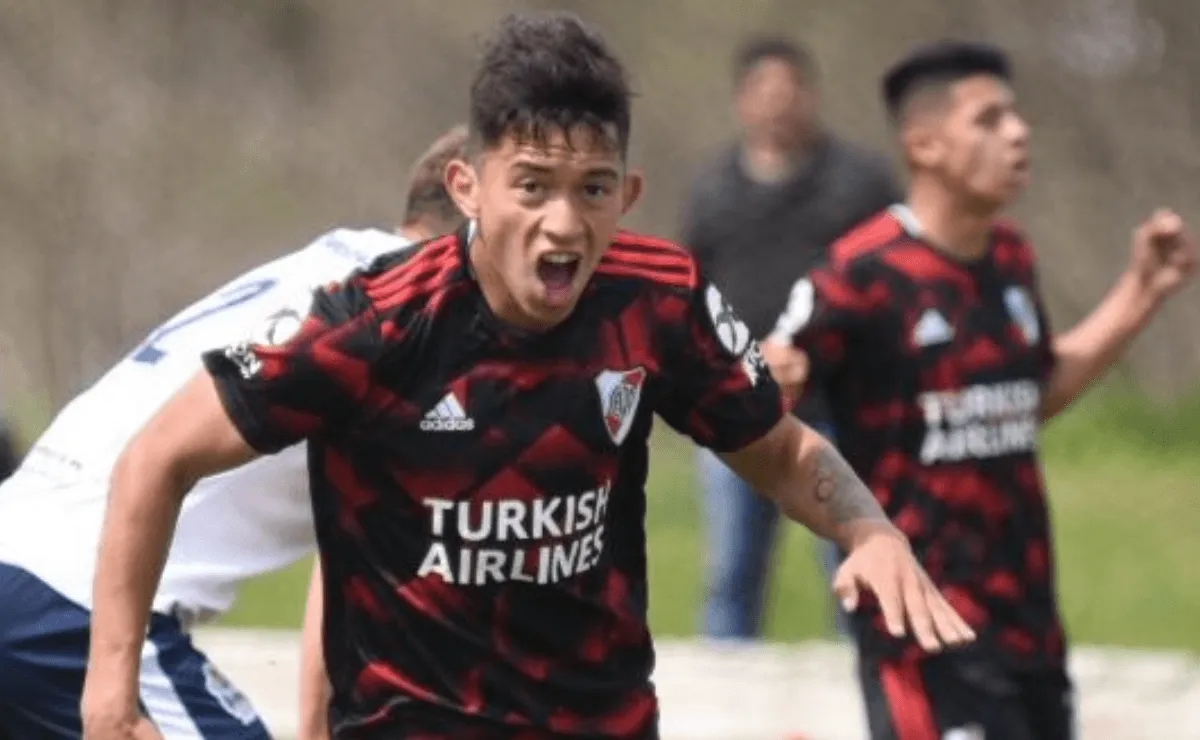 Los de Luigi Villalba se trajeron los tres puntos de Estancia Chica.