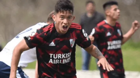 Los de Luigi Villalba se trajeron los tres puntos de Estancia Chica.